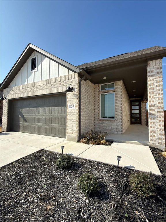 109 High Valey Drive, Liberty Hill, TX 78642