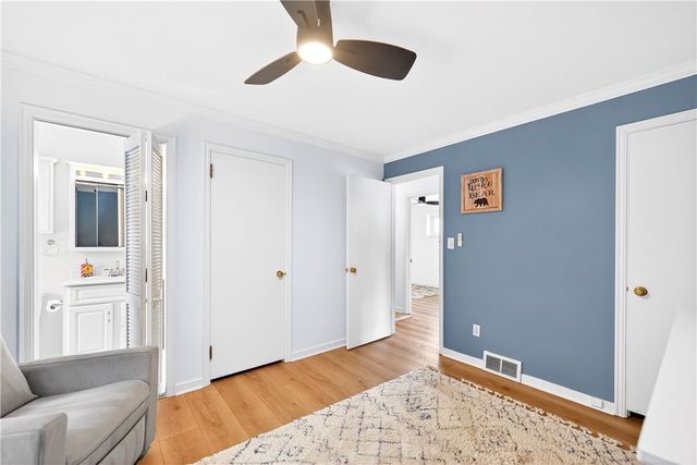 1700 Village Rd, Shaler, PA 15116