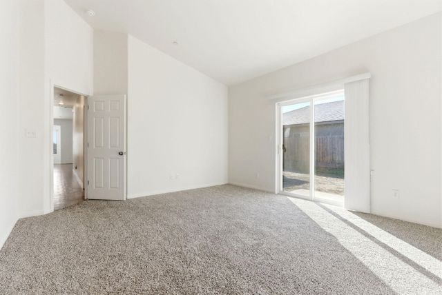 1101 S Royal Oak Place, Porterville, CA 93257