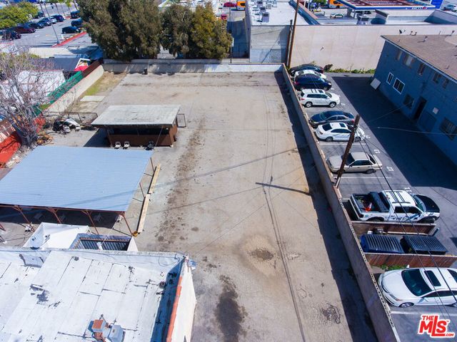 7112 S Victoria Avenue, Los Angeles, CA 90043