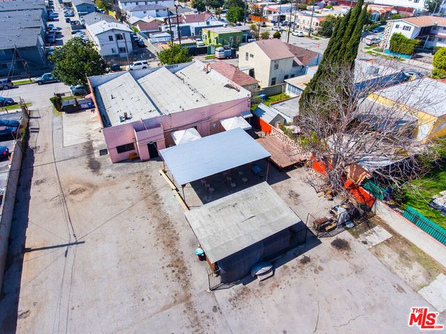 7112 S Victoria Avenue, Los Angeles, CA 90043