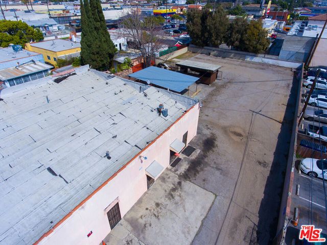 7112 S Victoria Avenue, Los Angeles, CA 90043