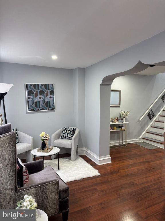 6407 DICKS AVE, Philadelphia, PA 19142 — photo 3