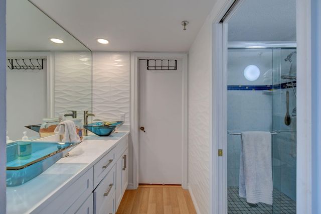 300 Golfview Road 407, North Palm Beach, FL 33408