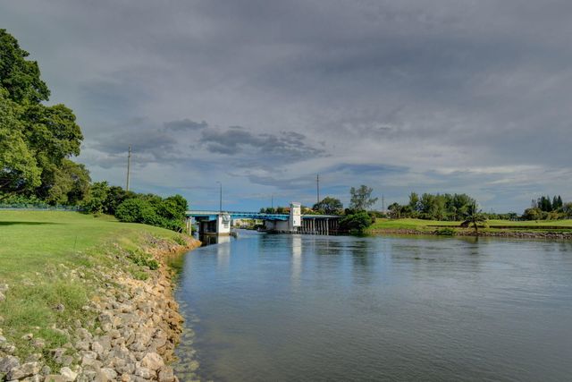 300 Golfview Road 407, North Palm Beach, FL 33408