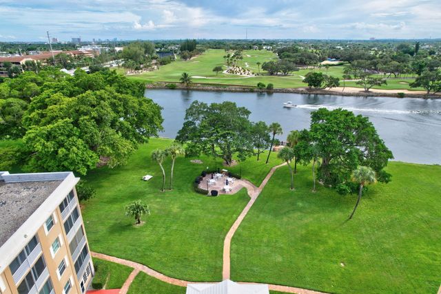 300 Golfview Road 407, North Palm Beach, FL 33408