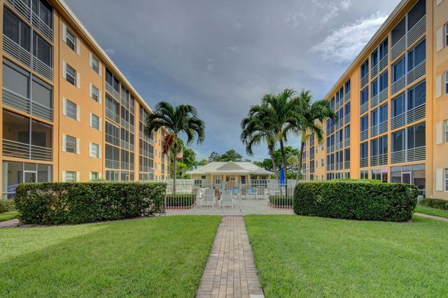 300 Golfview Road 407, North Palm Beach, FL 33408