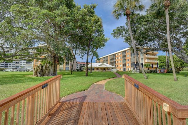 300 Golfview Road 407, North Palm Beach, FL 33408