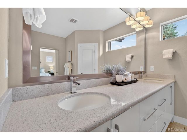 1622 W 67th Ave, Denver, CO 80221