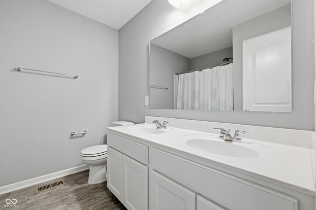 870 Touralosa Drive, Westfield, IN 46074
