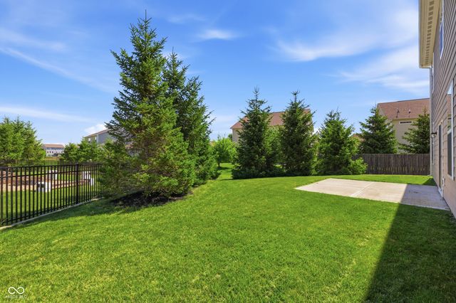 870 Touralosa Drive, Westfield, IN 46074