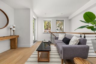 93 WAVERLY Avenue # 1R, New York City, NY 11205