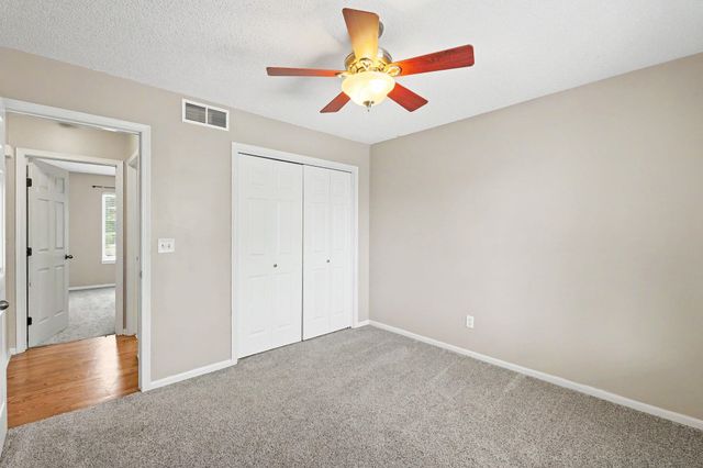 606 E Woodstone Ct, Andover, KS 67002