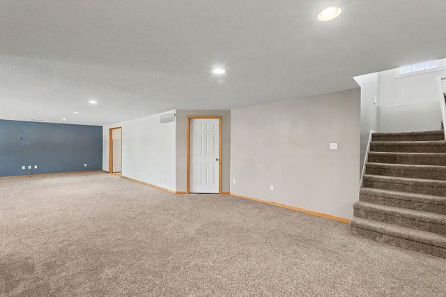 606 E Woodstone Ct, Andover, KS 67002