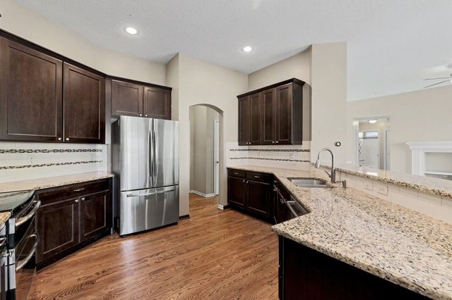 606 E Woodstone Ct, Andover, KS 67002