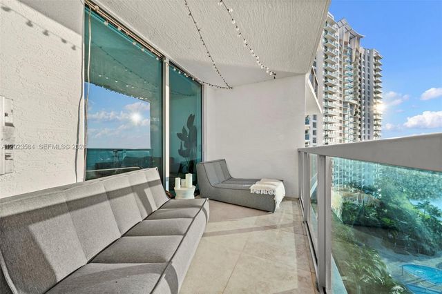 2641 N Flamingo Rd 1006N, Sunrise, FL 33323