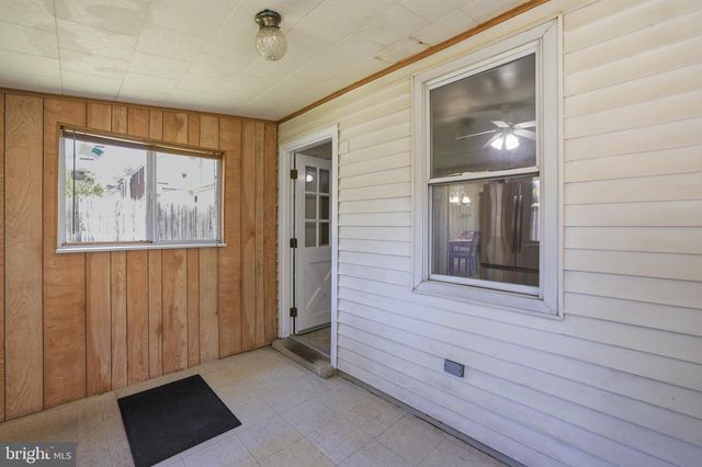 4906 41ST PL, Hyattsville, MD 20781
