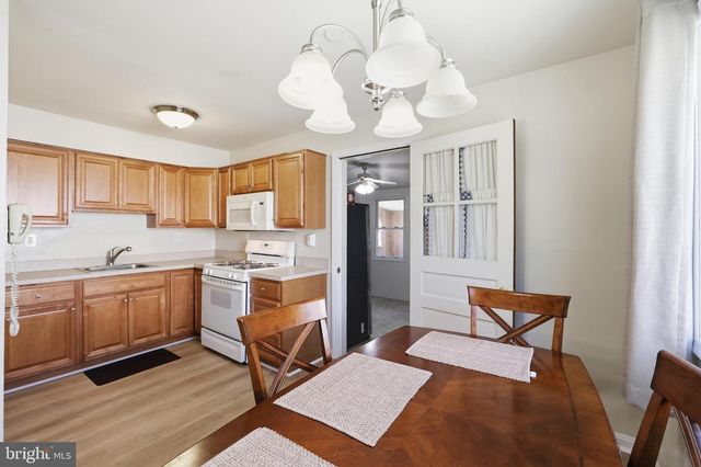 4906 41ST PL, Hyattsville, MD 20781