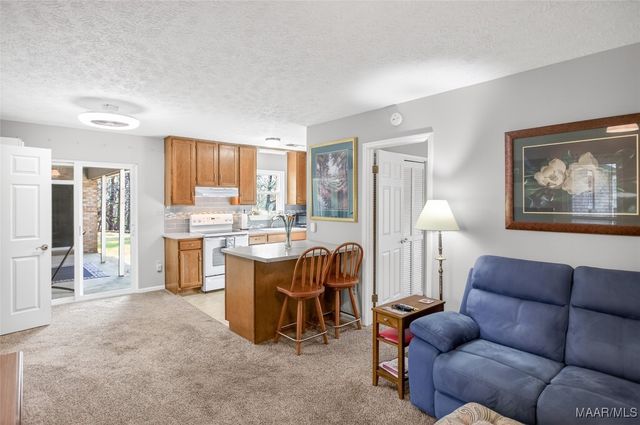 2792 Jasmine Hill Road, Wetumpka, AL 36093