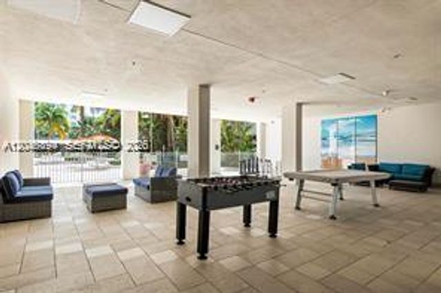 19380 Collins Avenue 1423, Sunny Isles Beach, FL 33160