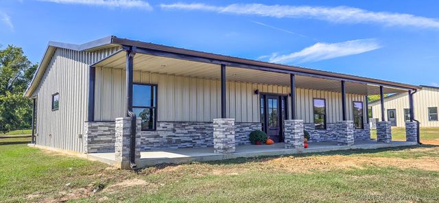 84 Reagan Drive, Eufaula, OK 74432