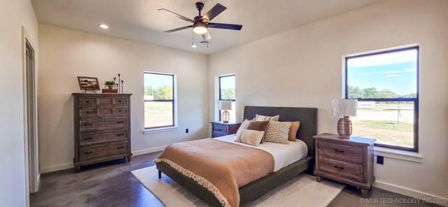 84 Reagan Drive, Eufaula, OK 74432