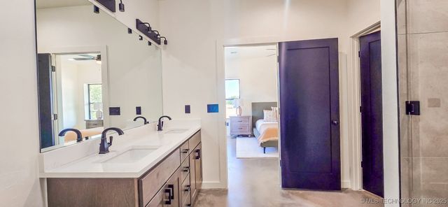 84 Reagan Drive, Eufaula, OK 74432