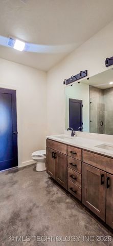 84 Reagan Drive, Eufaula, OK 74432