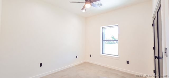 84 Reagan Drive, Eufaula, OK 74432