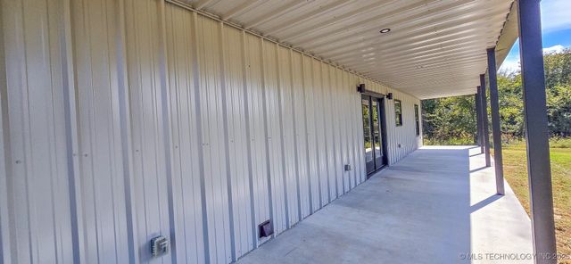 84 Reagan Drive, Eufaula, OK 74432