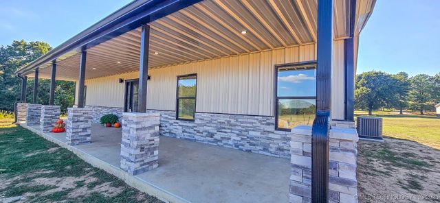 84 Reagan Drive, Eufaula, OK 74432