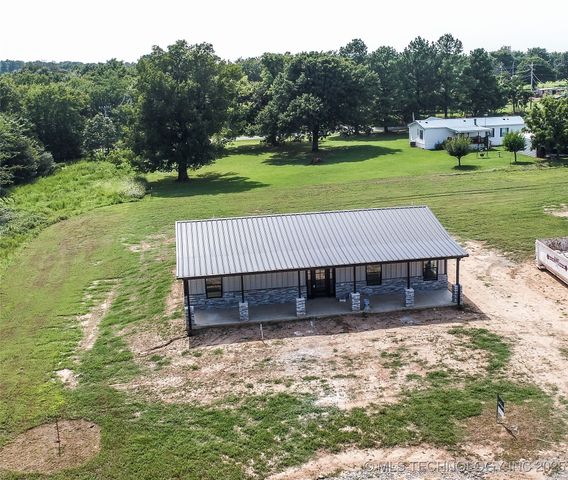 84 Reagan Drive, Eufaula, OK 74432