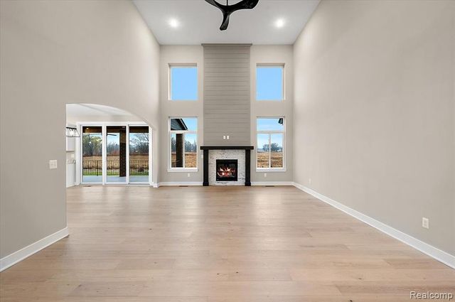 24021 Sawgrass Drive, Macomb, MI 48042
