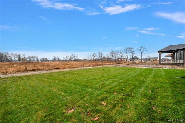 24021 Sawgrass Drive, Macomb, MI 48042