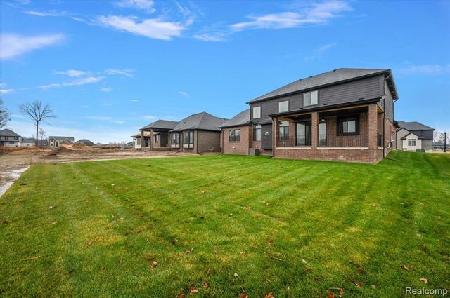 24021 Sawgrass Drive, Macomb, MI 48042