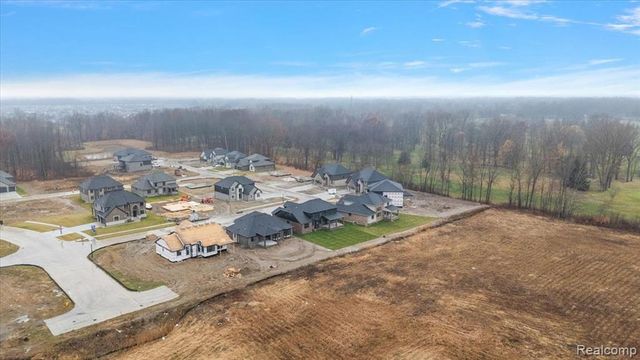 24021 Sawgrass Drive, Macomb, MI 48042
