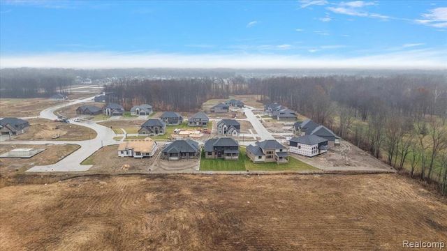 24021 Sawgrass Drive, Macomb, MI 48042