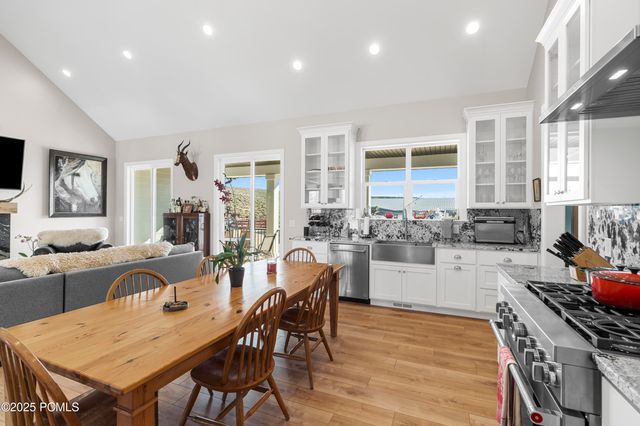 7664 Whileaway Road East, Park City, UT 84098