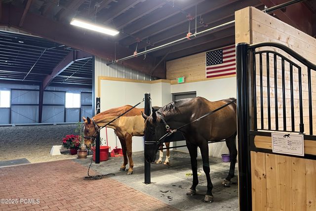 7664 Whileaway Road East, Park City, UT 84098