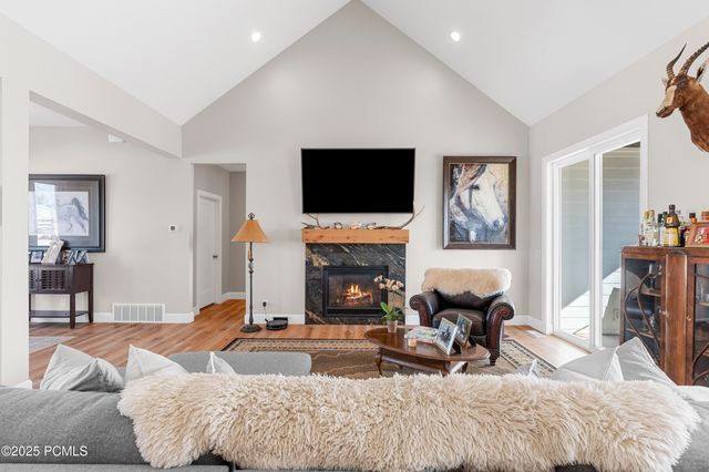 7664 Whileaway Road East, Park City, UT 84098