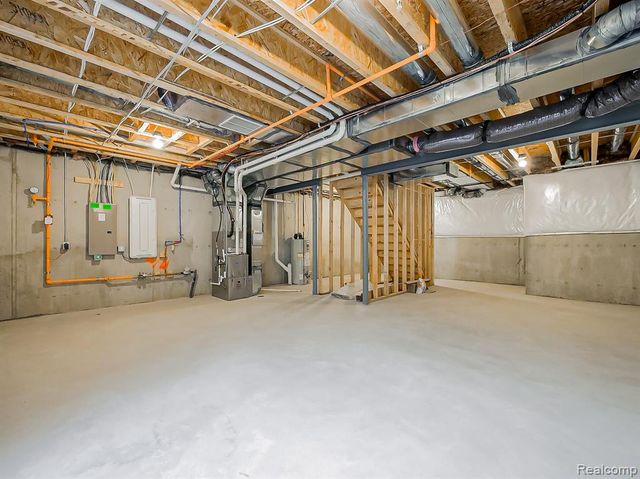 49533 Coldwater Ridge Drive, Northville, MI 48168