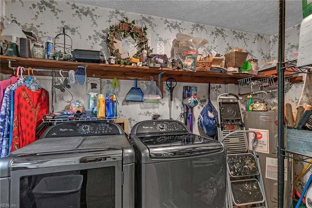 6592 Lake View DR, Gloucester, VA 23061