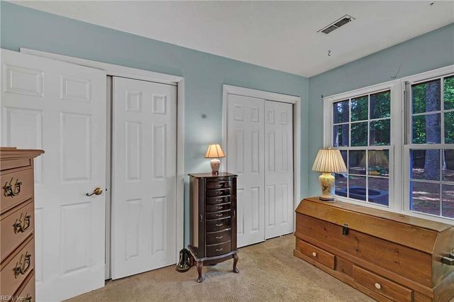 6592 Lake View DR, Gloucester, VA 23061