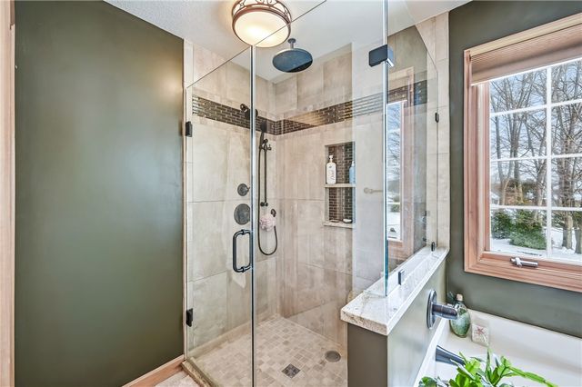 3733 Cornell Dr., Hermitage, PA 16148