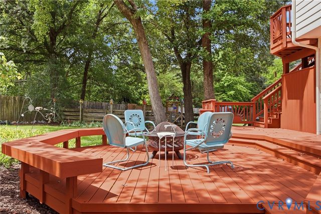 8305 Dove Hollow Pl, Glen Allen, VA 23060