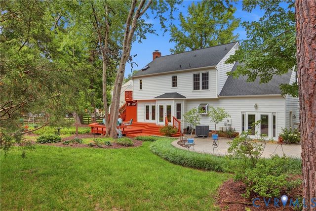 8305 Dove Hollow Pl, Glen Allen, VA 23060