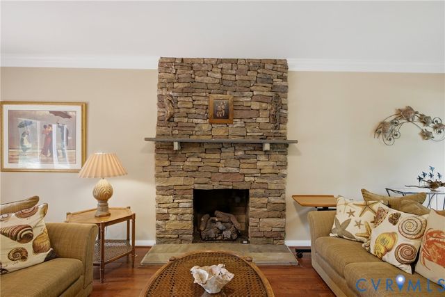 8305 Dove Hollow Pl, Glen Allen, VA 23060