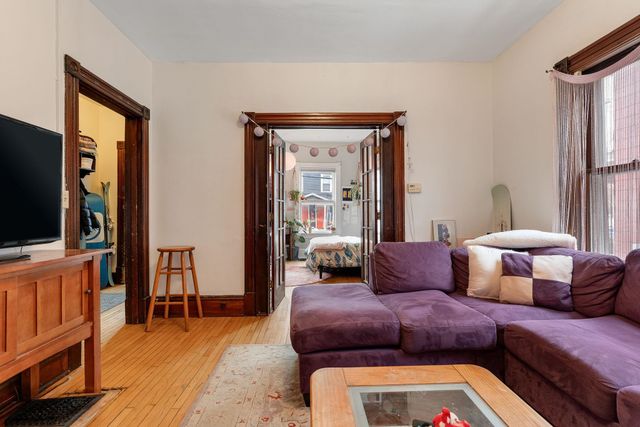 35 South Union Street, Burlington, VT 05401