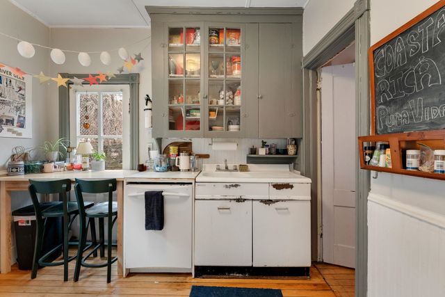35 South Union Street, Burlington, VT 05401