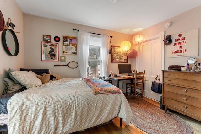 35 South Union Street, Burlington, VT 05401